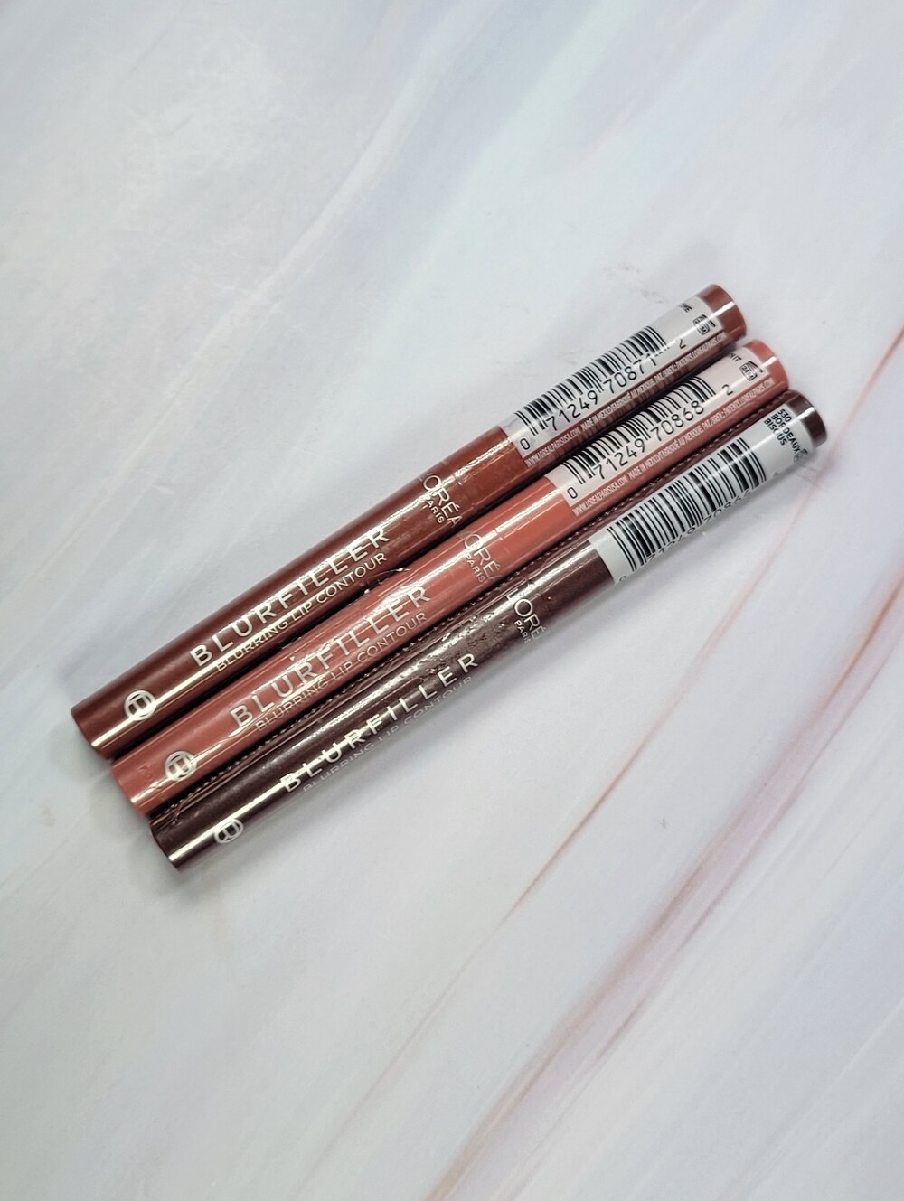 L'Oreal Blurfiller Blurring Lip Contour Lip Liner Bundle NEW!